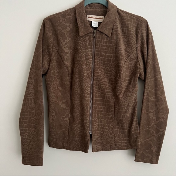 Vintage Expressions Faux Suede Crocodile Print 2 Piece Suit Size 6 - Picture 2 of 12